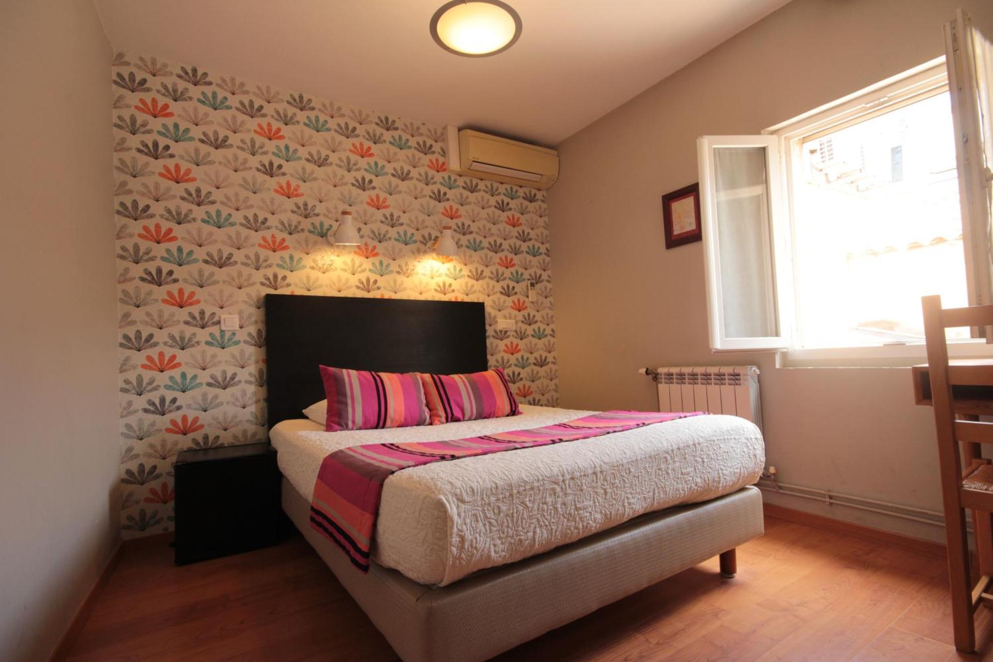 Hotel Des Arts 2*