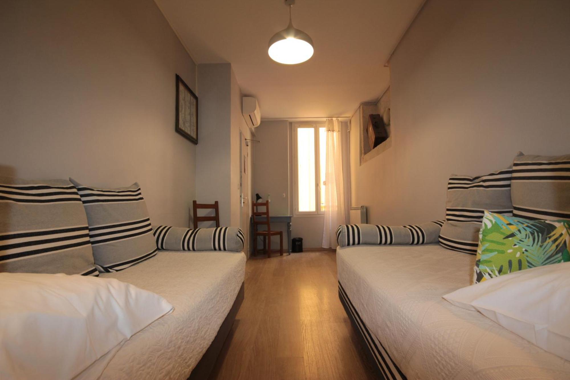 Hotel Des Arts 2*