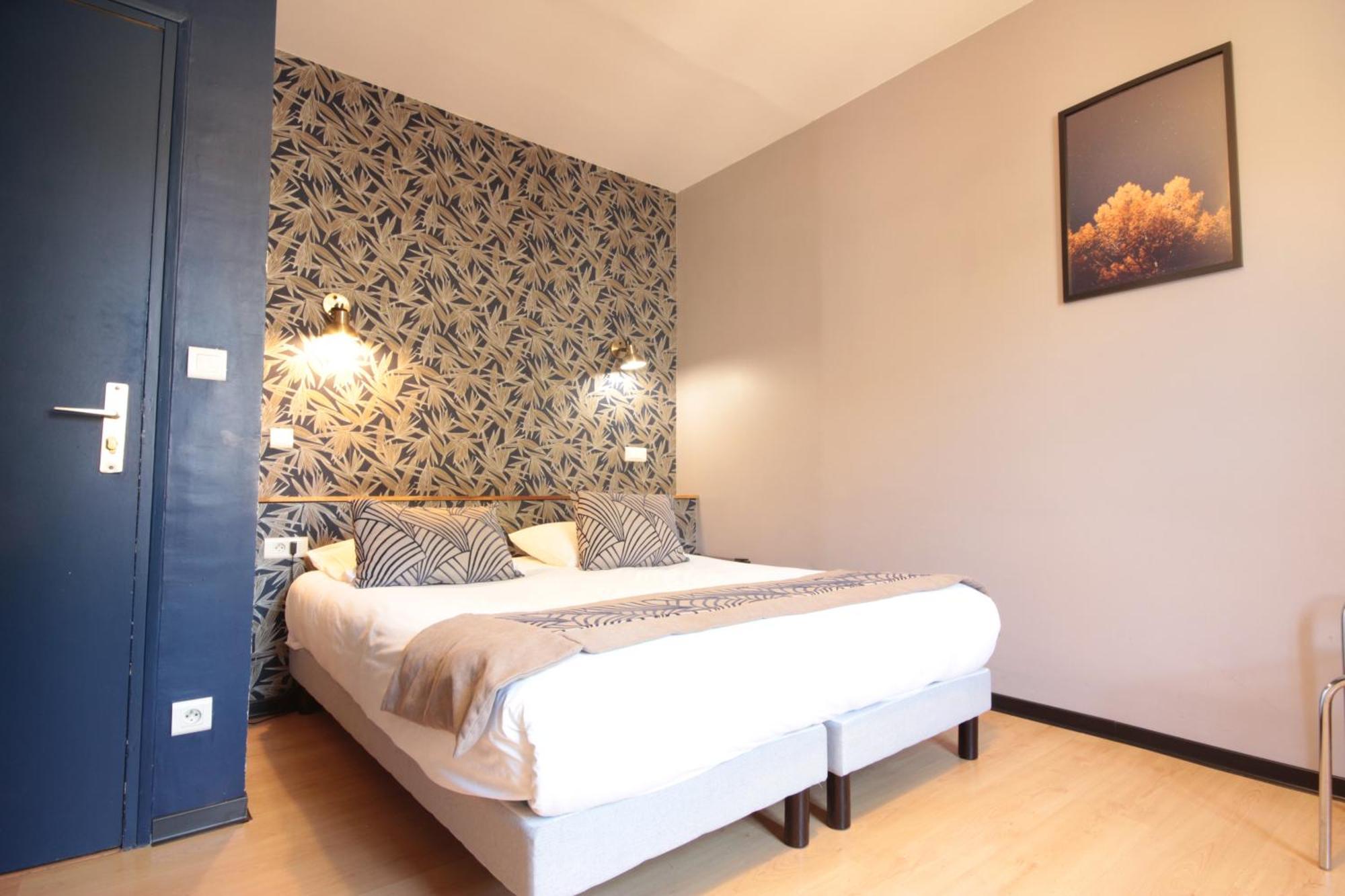 Des Arts Hotel 2*