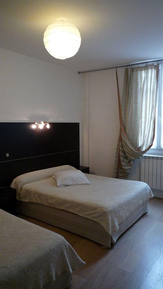 Hotel Des Arts 2*